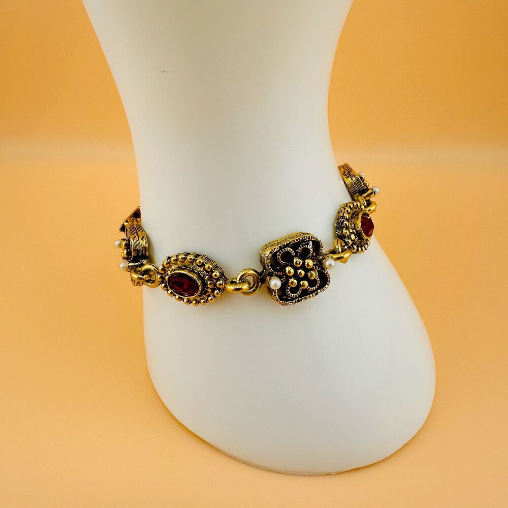 Vintage Victorian Revival Bracelet Red Rhinestone Gold Tone Faux Seed Pearl 6" - Picture 6 of 15